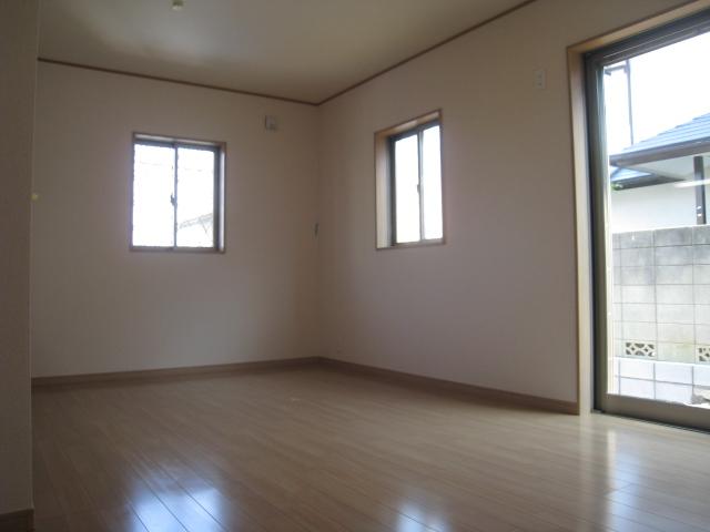 Same specifications photos (living). (1 Building ・ 2 Building) same specification