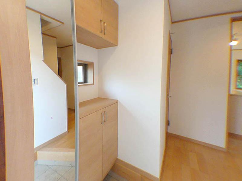 Entrance. Local (10 May 2013) Shooting