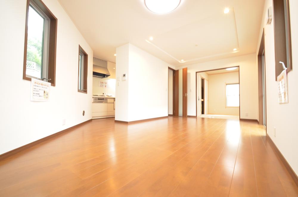 Living. Indoor (11 May 2013) Shooting 4 Building