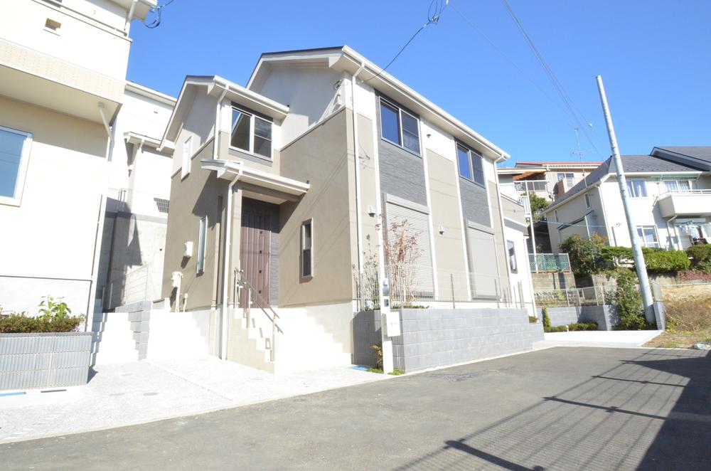 Local appearance photo. Local (11 May 2013) Shooting 6 Building