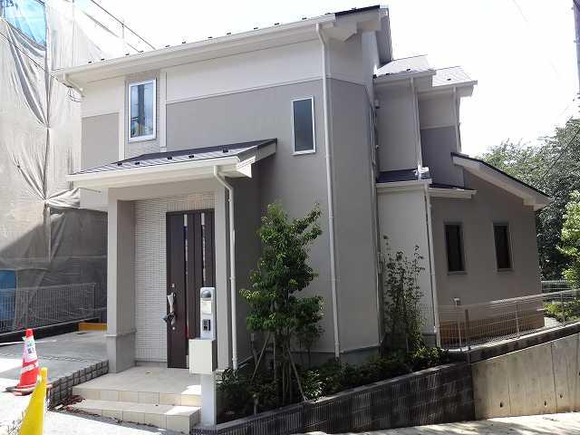 Local appearance photo. 4 Building appearance