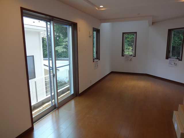 Living. living 4 Building