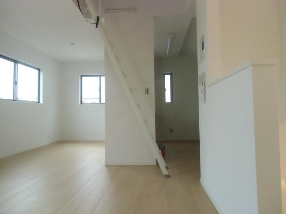 Receipt. Storage capacity rich attic storage!