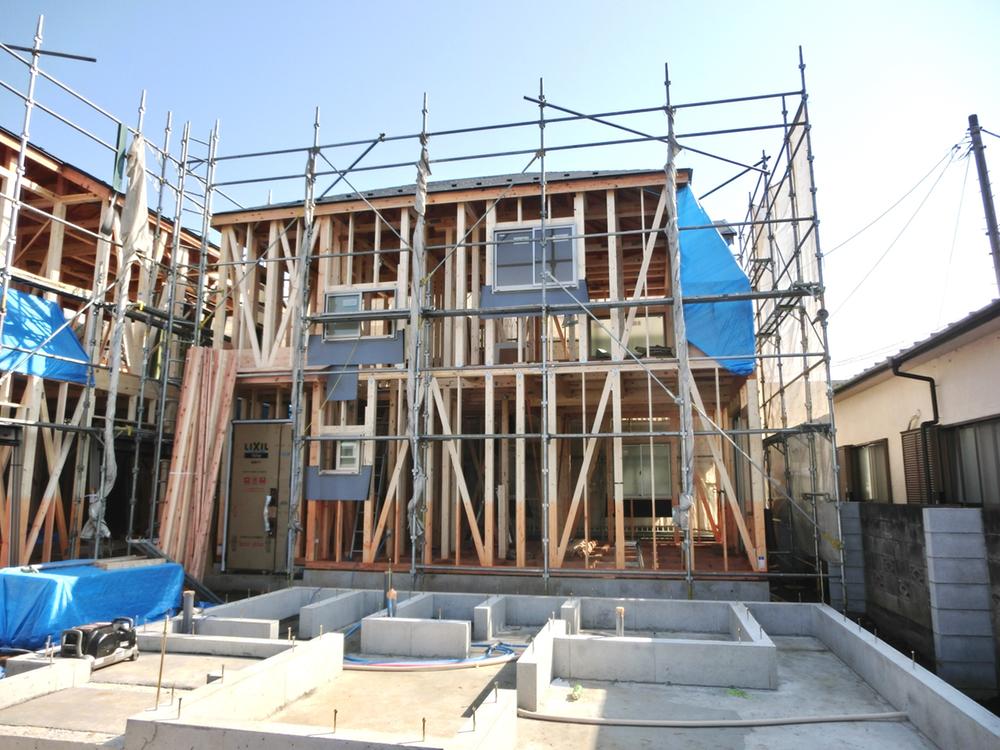 Local appearance photo. Building 2