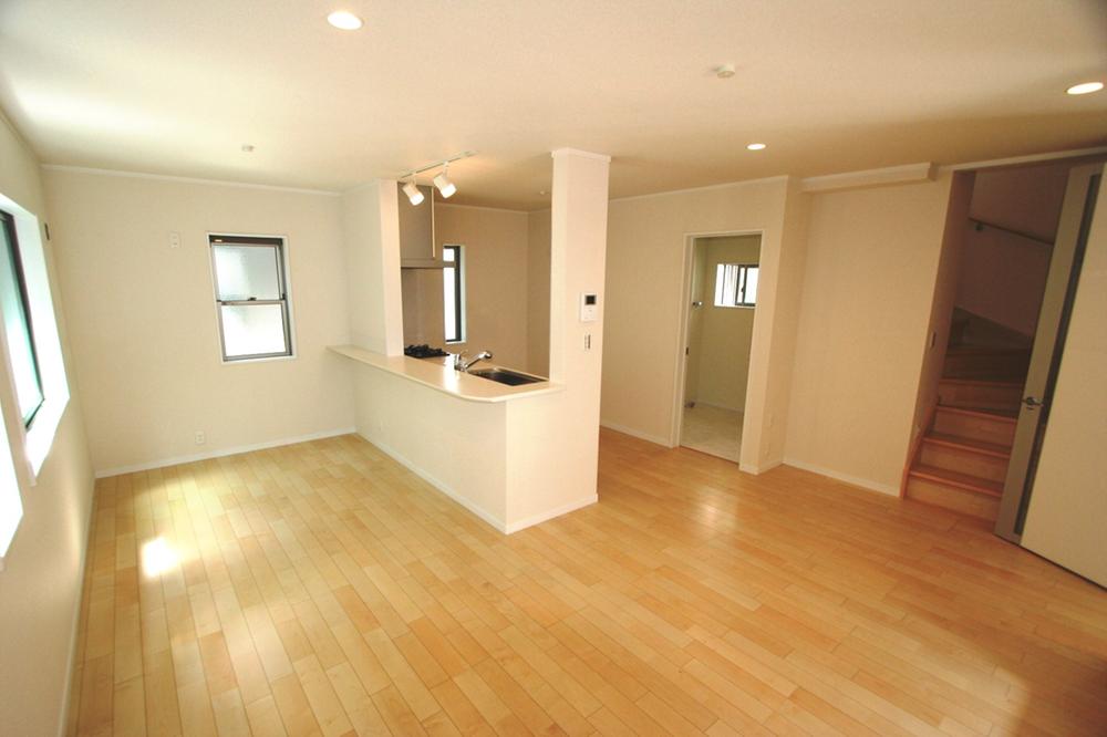 Same specifications photos (living). Room (August 2013) Shooting