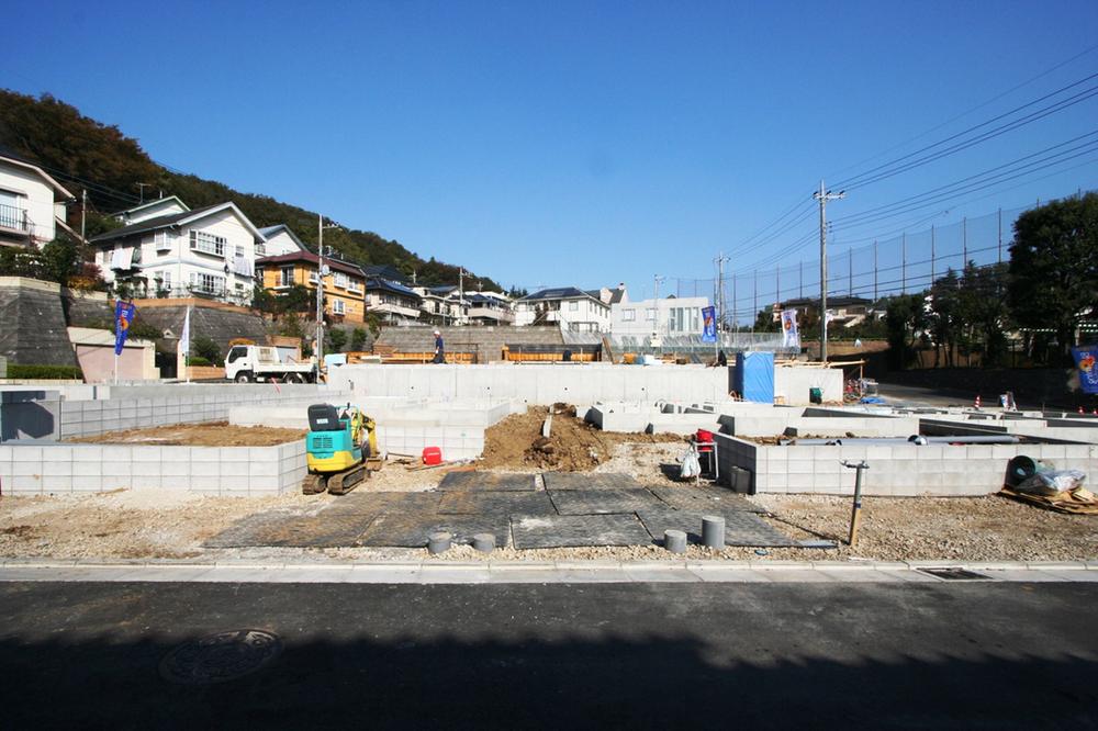 Local appearance photo. Local (11 May 2013) Shooting