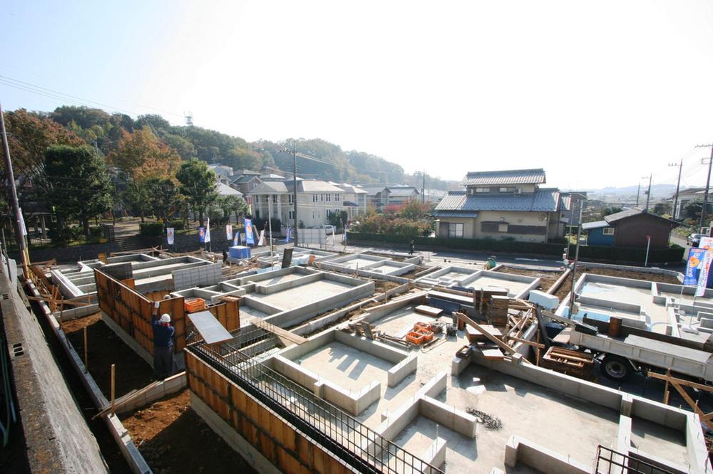 Local appearance photo. Local (11 May 2013) Shooting