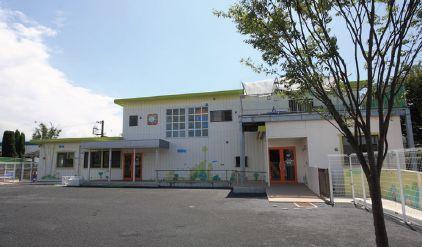kindergarten ・ Nursery. Under the homely environment in the 1610m countryside remains the region until Satsukidai Luminous nursery, Established a emphasizing the importance of the life environment to infants, We will try to fine-grained childcare that capture the development of each and every.