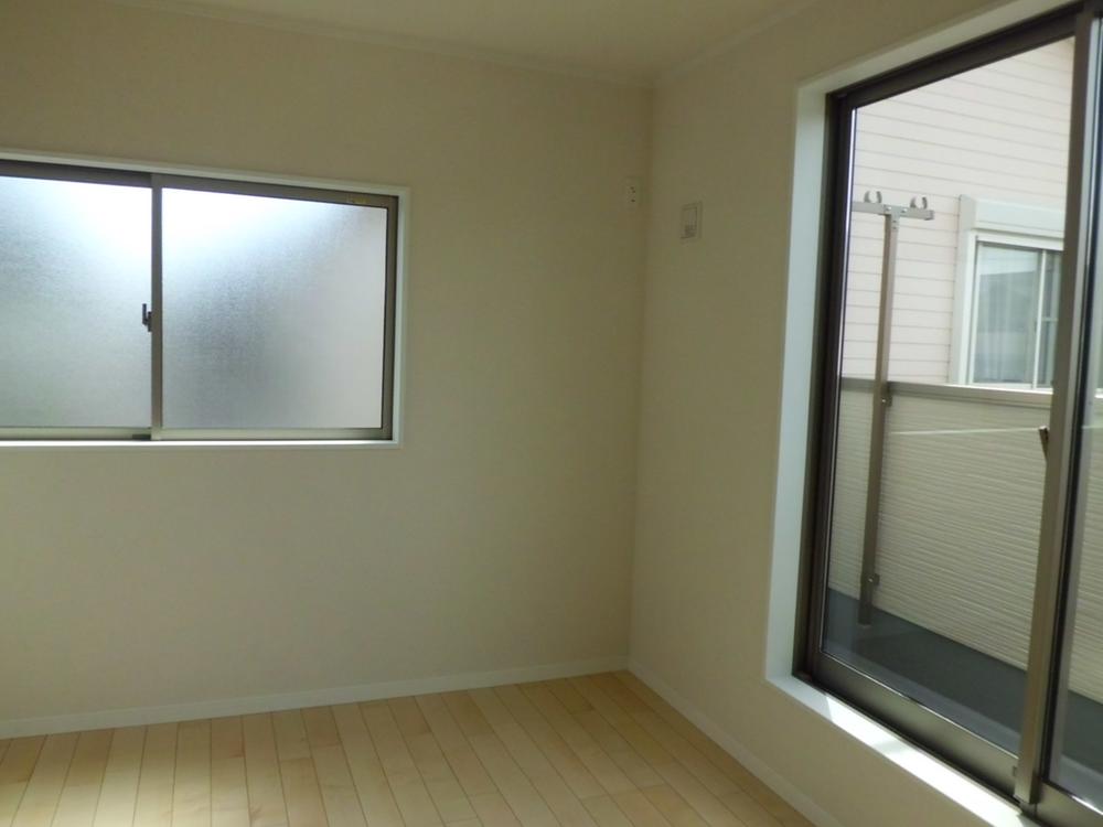 Same specifications photos (Other introspection)