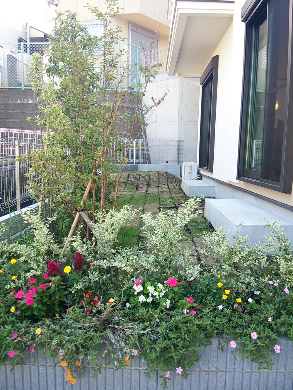 Garden. Because there is also the garden, Guests can enjoy a season to grow your favorite florist, etc..