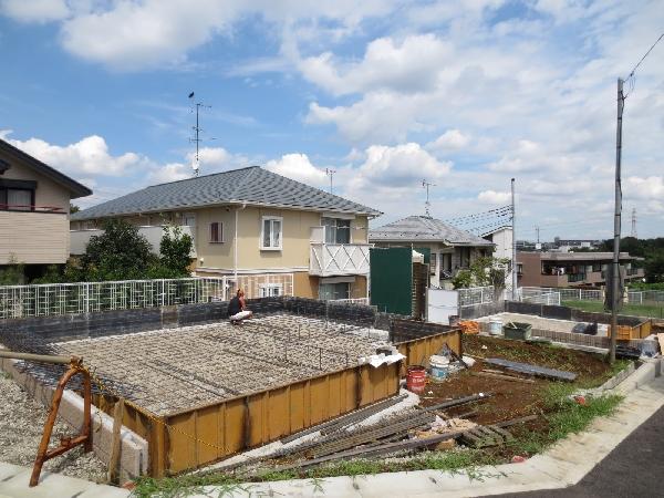 Local appearance photo. It is the entire outlook 2.