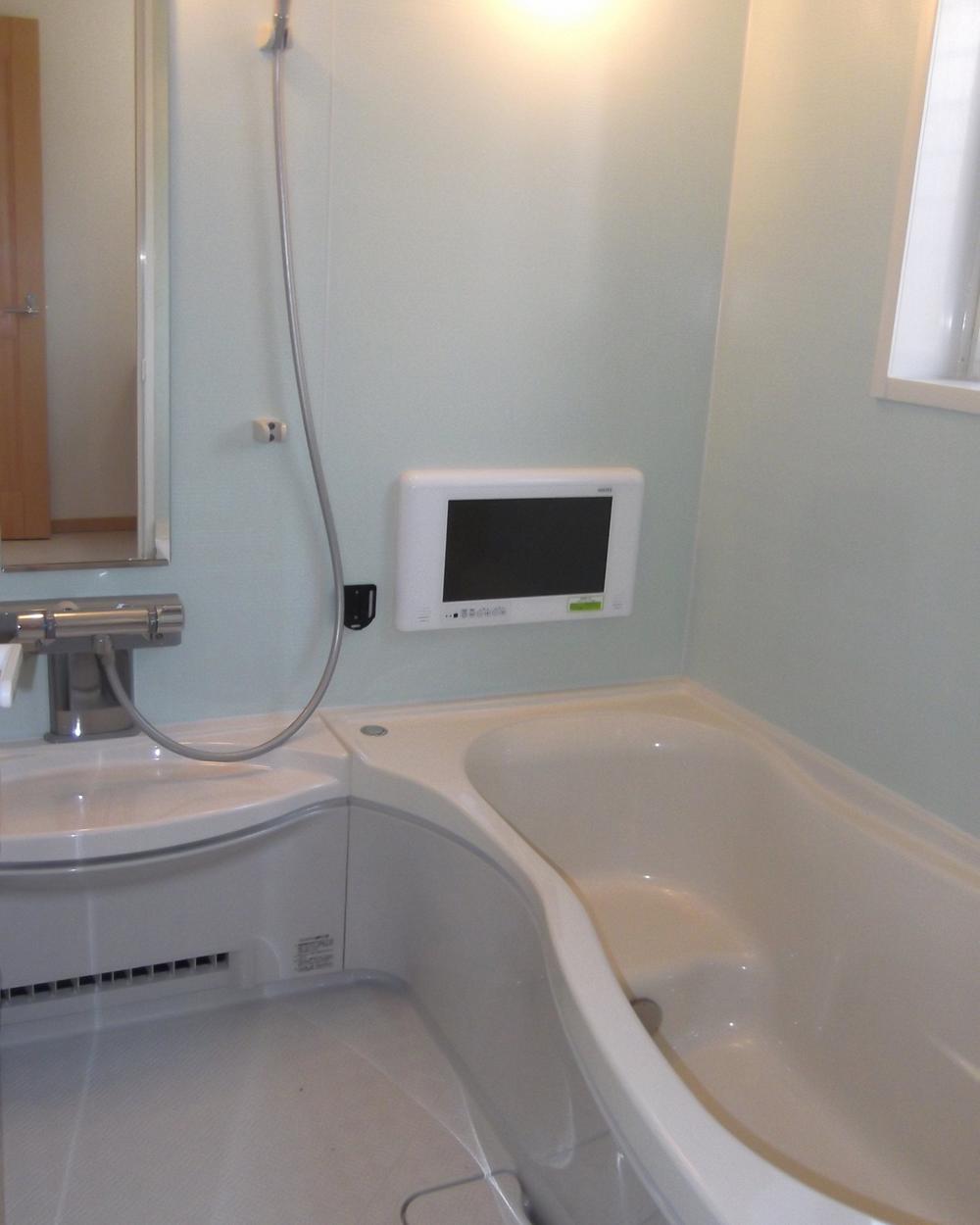 Bathroom. Indoor (11 May 2013) Shooting