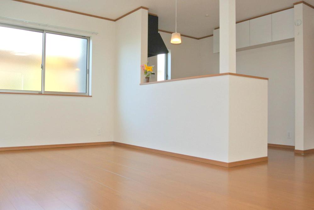 Living. Building 2 17 quires living