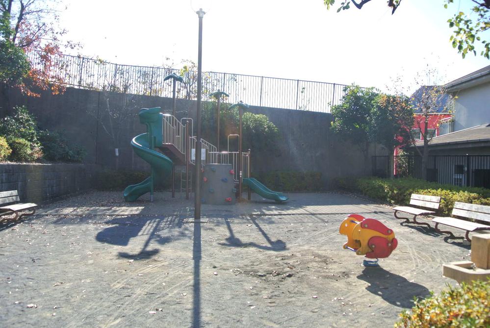 park. Takaishi 6-chome to South Park 160m