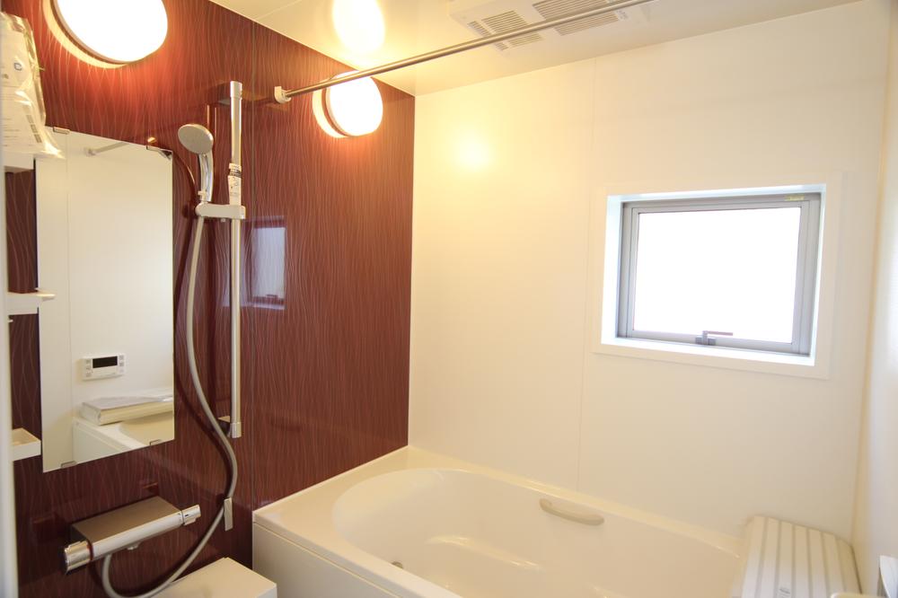 Bathroom. Building 2