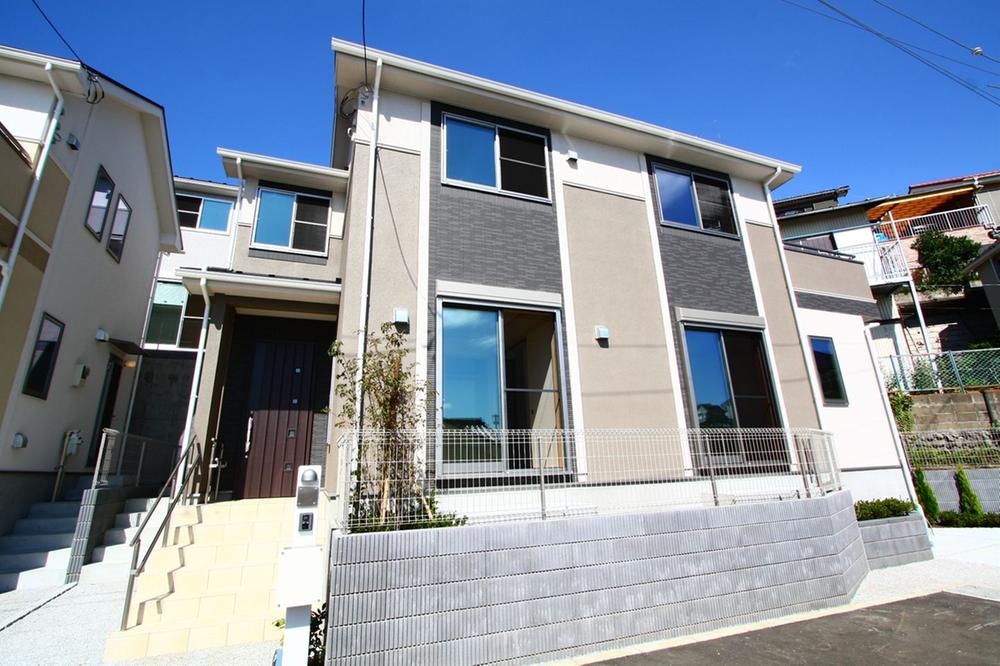 Local appearance photo. Good per sun per south slope