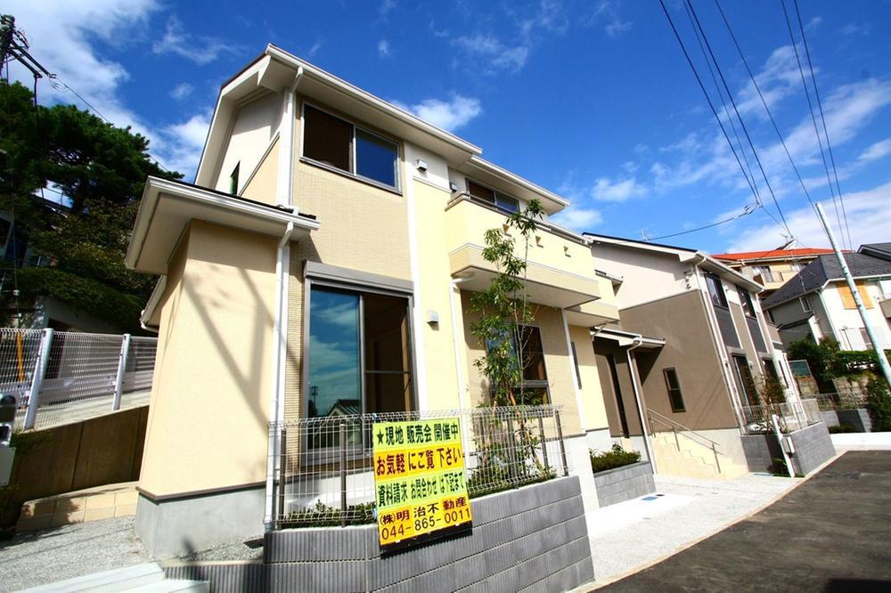 Local appearance photo. Indoor (September 2013) Shooting