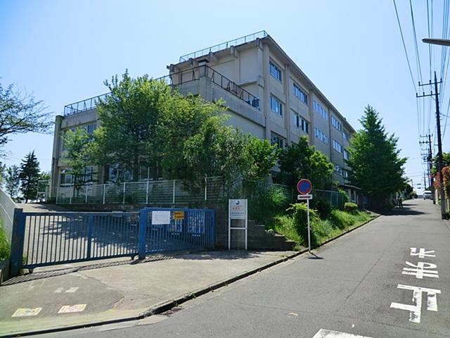 Primary school. South Yuri 1000m up to elementary school