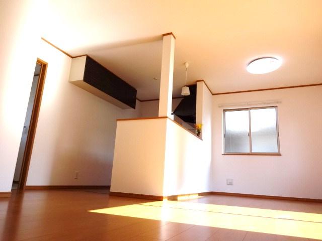 Living. Building 3 Living