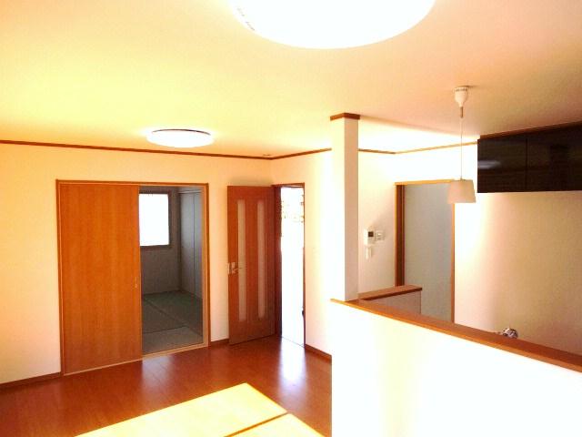 Living. Building 3 bright living