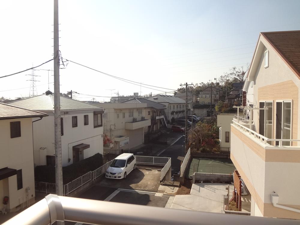 View photos from the dwelling unit. Shooting from the balcony to the southwest-facing.