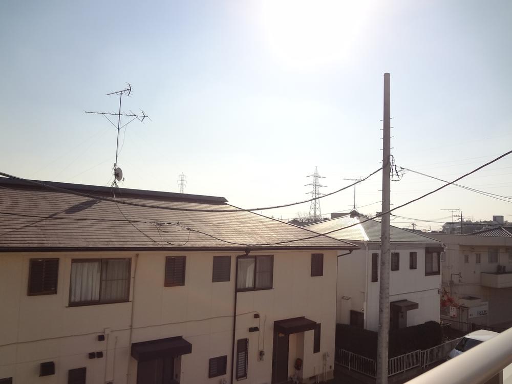 View photos from the dwelling unit. Shooting from the balcony on the south-facing.