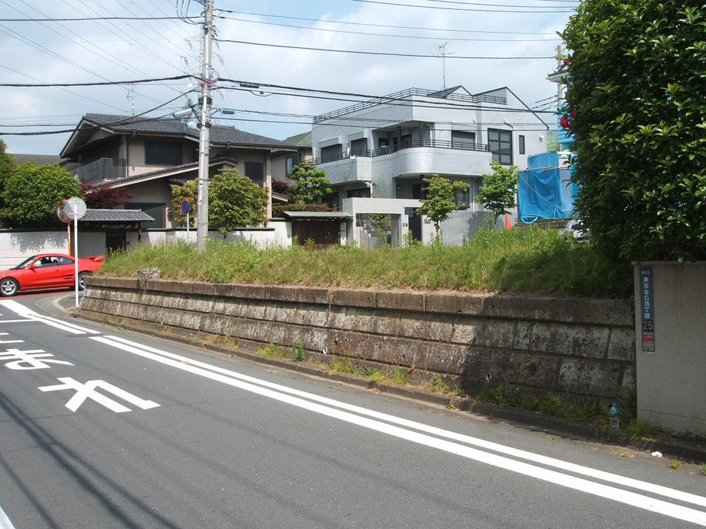 Local photos, including front road. Local (May 2013) Shooting