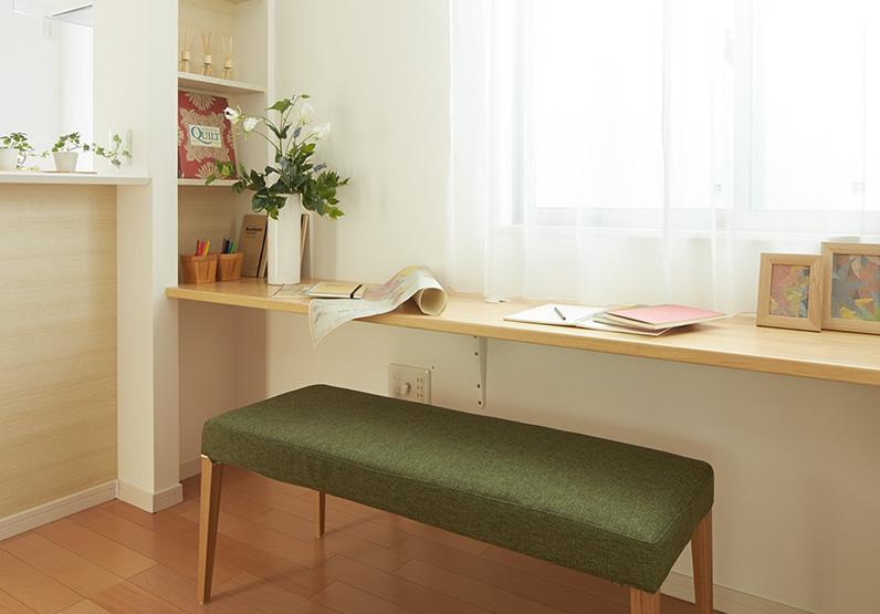 Other. Reading Ya be utilized in the family, Also it has established the available study counter as the personal computer space. (Model Home ・ 2013 November shooting)