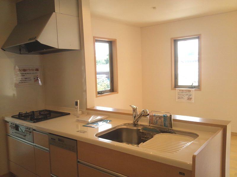 Kitchen. 7 Building room photo, Open face-to-face kitchen! Dishwasher ・ Also installed an integrated water purifier!