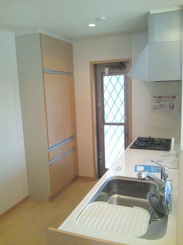 Kitchen. 7 Building room photo, Installing the cup board at the standard is in the kitchen back! Also it comes with back door.