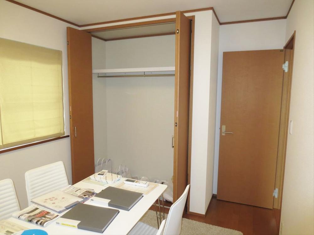 Non-living room. Building 3 1 Kaiyoshitsu