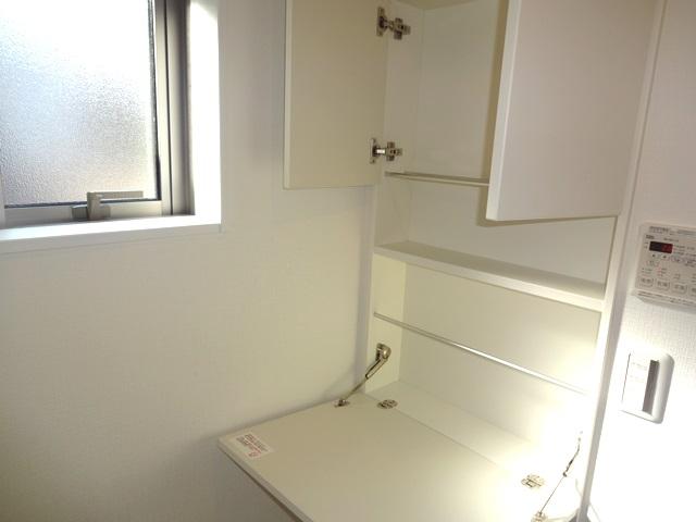 Receipt. 1 Building Wash room storage