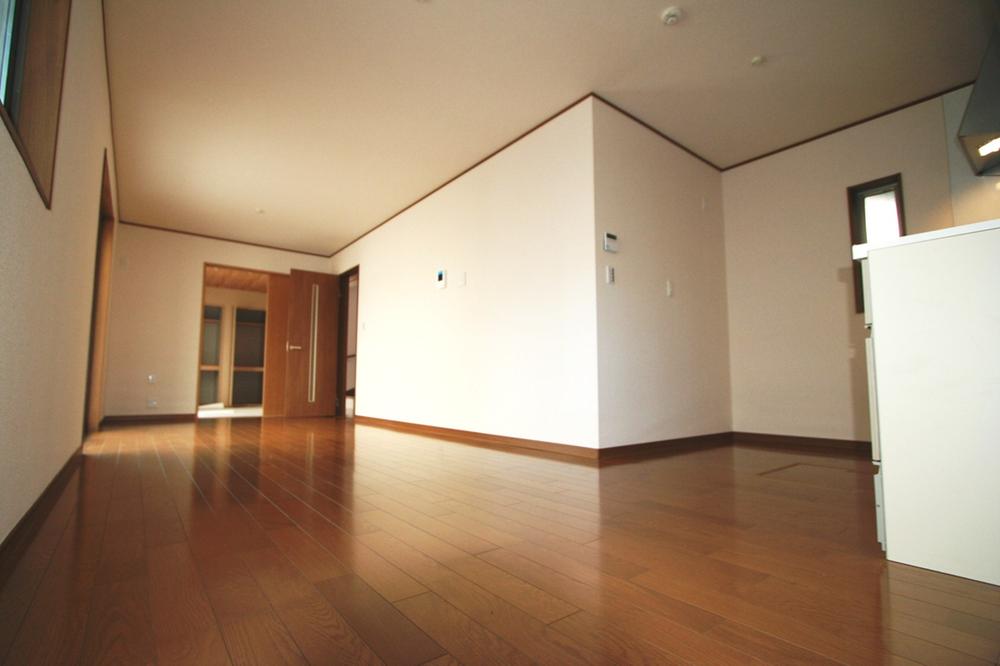 Living. Local (12 May 2013) Shooting