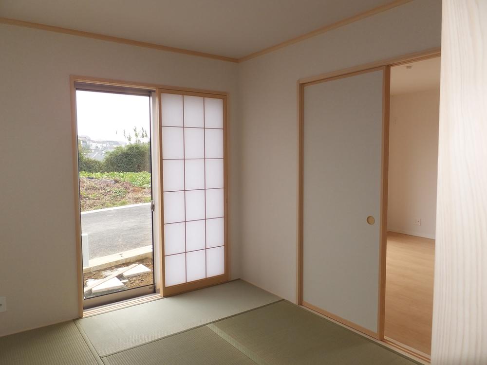 Non-living room. Indoor (11 May 2013) Shooting