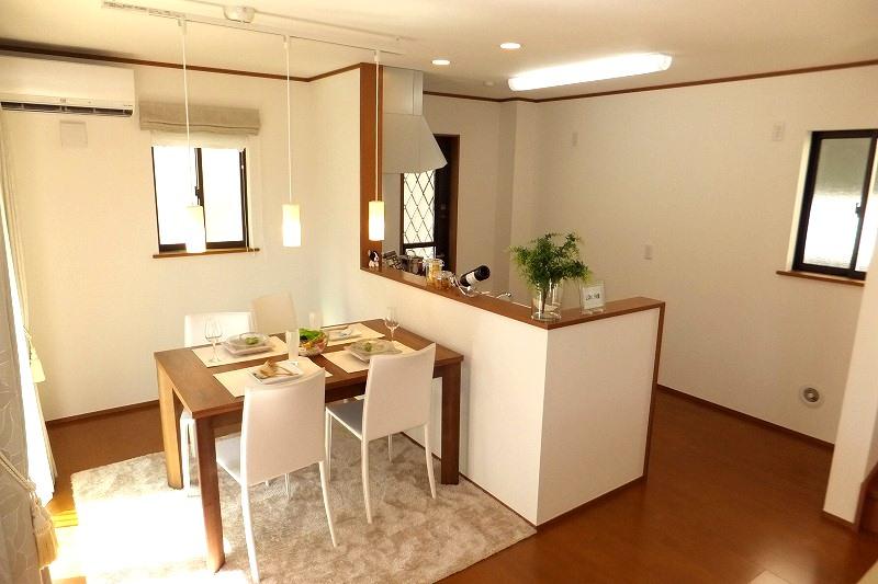 Kitchen. dining kitchen