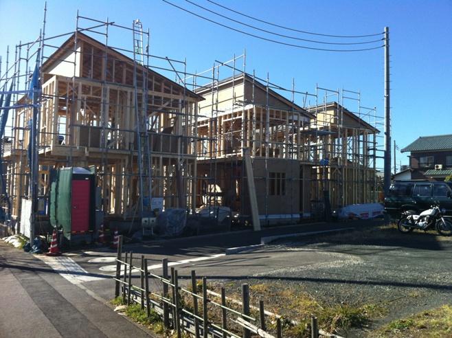 Local photos, including front road. Local (12 May 2013) Shooting