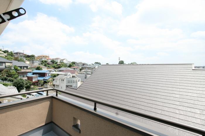 View photos from the dwelling unit. Green is a rich living environment (5 Building)