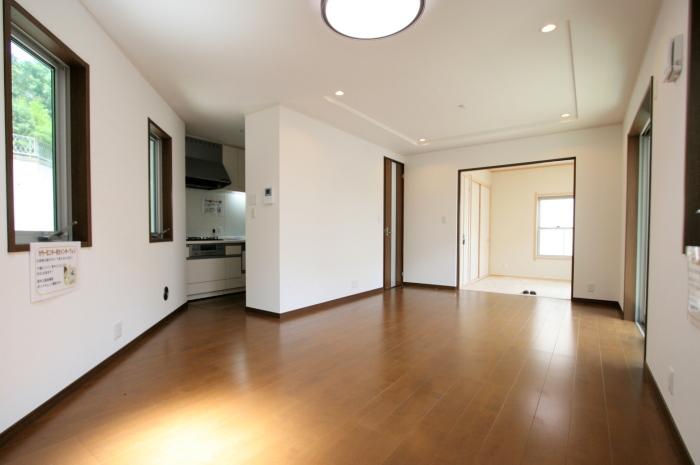 Living. With floor heating LDK (4 Building)