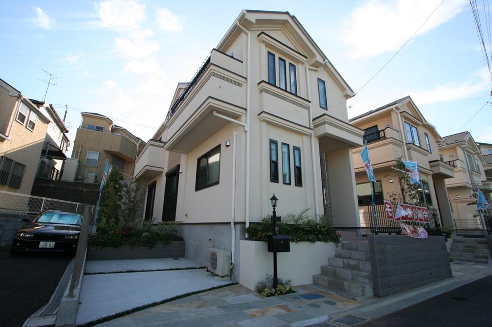 Local appearance photo. Local (September 2013) Shooting