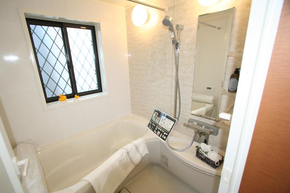 Bathroom. Indoor (September 2013) Shooting