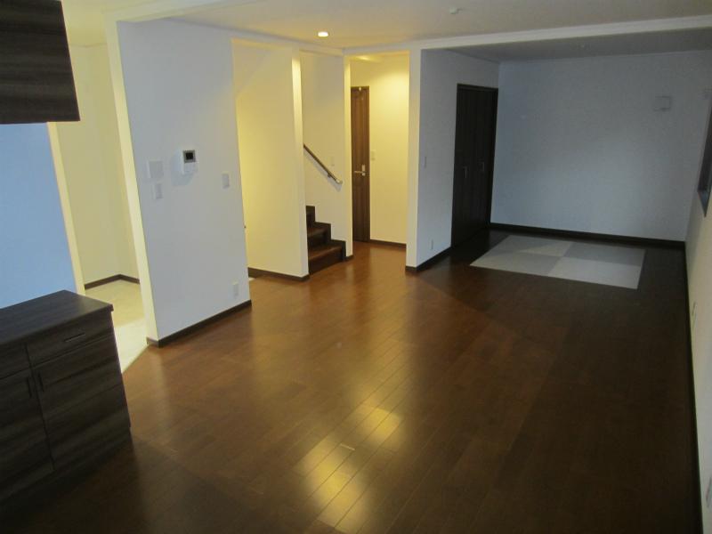 Living. Naruken is construction!