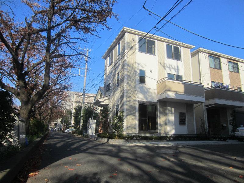 Local appearance photo. All seven buildings This selling 4 buildings