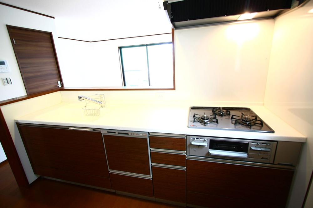 Kitchen. 7 Building Kitchen