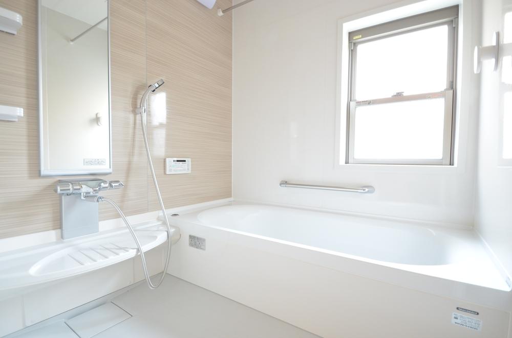 Bathroom. Please heal the fatigue of the day stretched out his leg in a large bath ☆