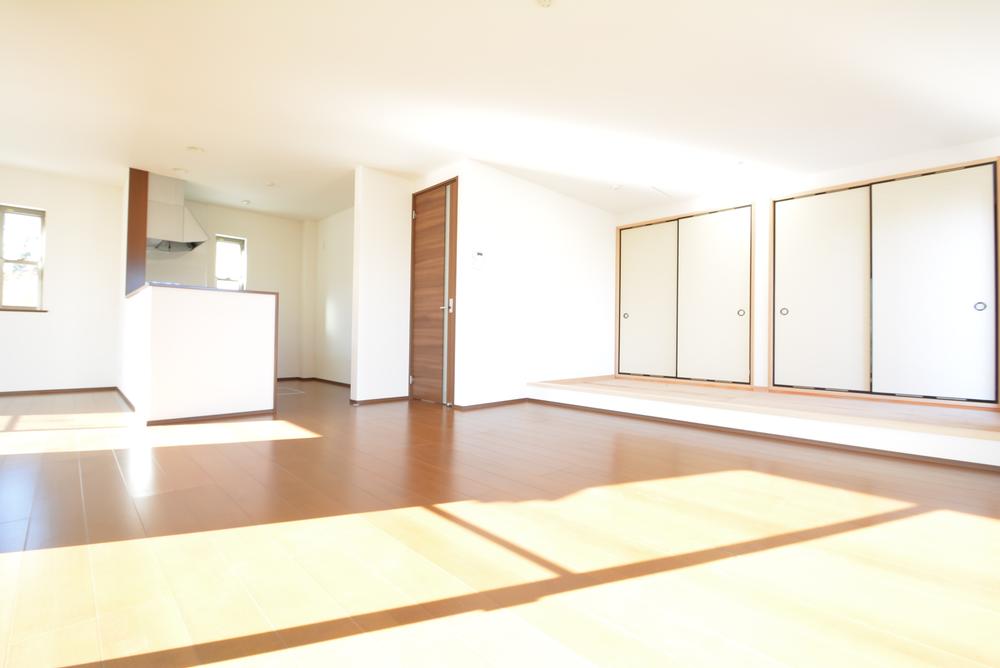 Living. Relax in a good per positive living