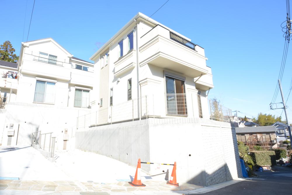 Local appearance photo. Local (12 May 2013) good per shooting yang, South is the local terraced ☆