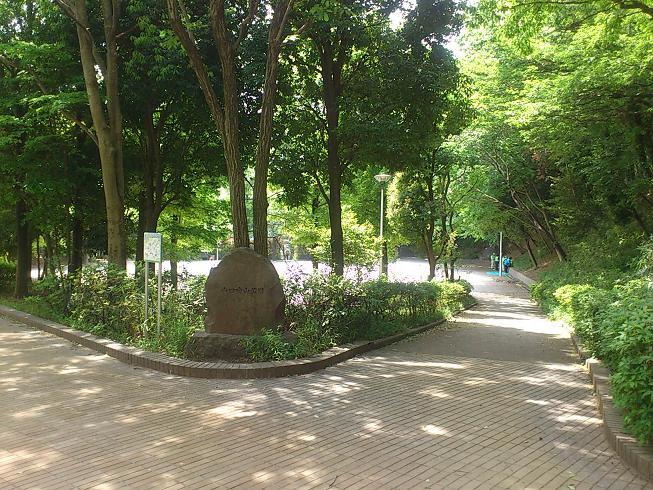 park. 350m until Yamaguchi Hakusan Park