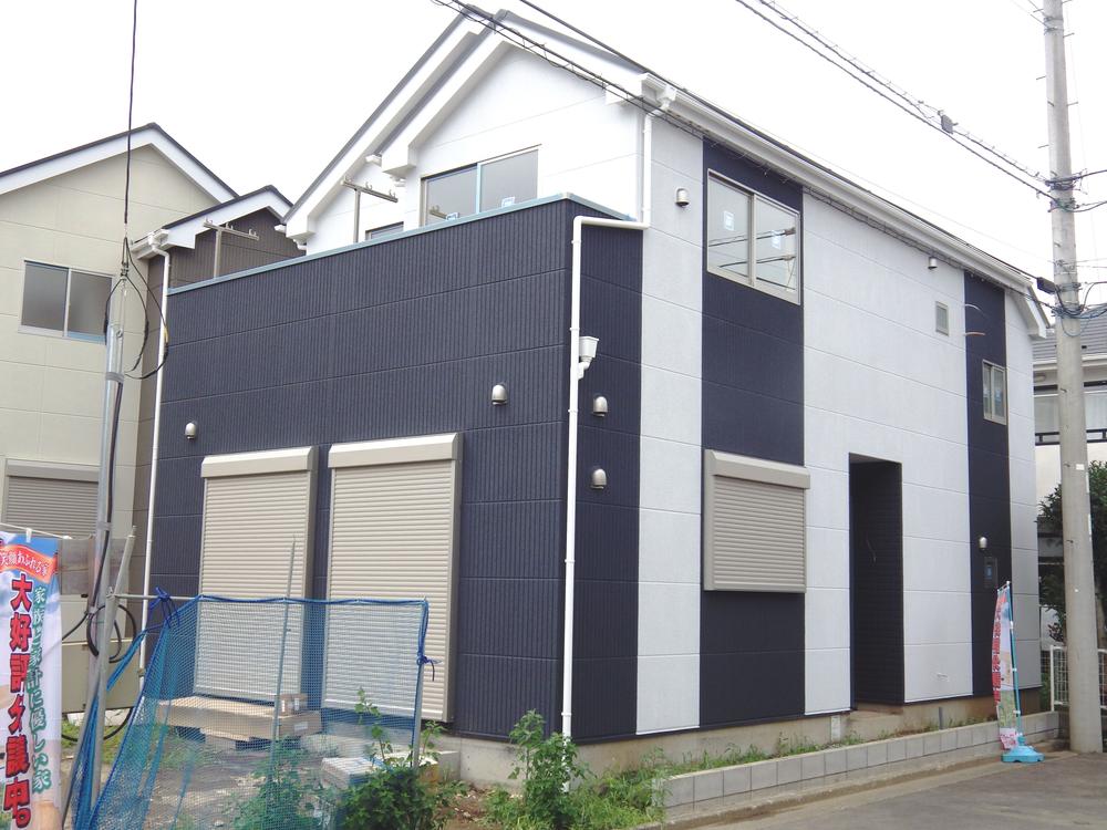 Sale already cityscape photo. Local (July 2013) Shooting