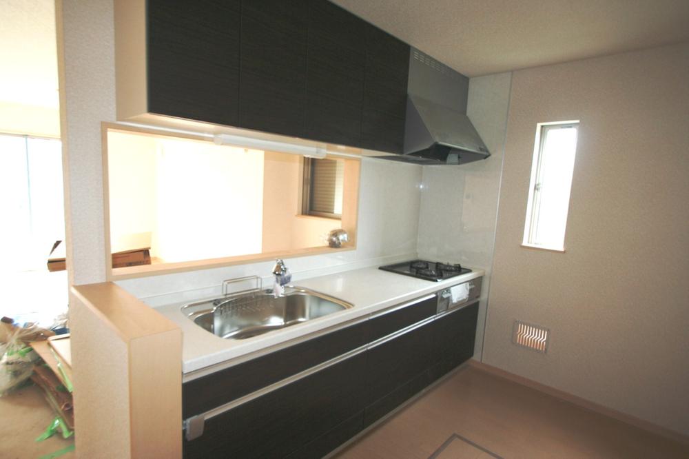 Kitchen. Local (July 2013) Shooting