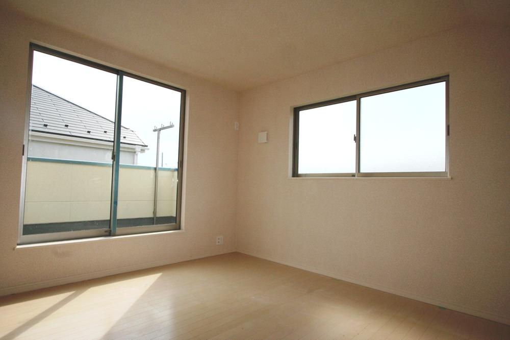 Non-living room. Local (July 2013) Shooting